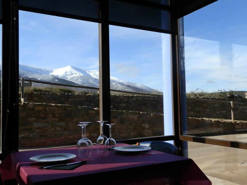 Hotel El Comendador Añón Eksteriør billede