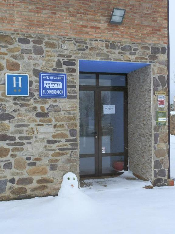 Hotel El Comendador Añón Eksteriør billede