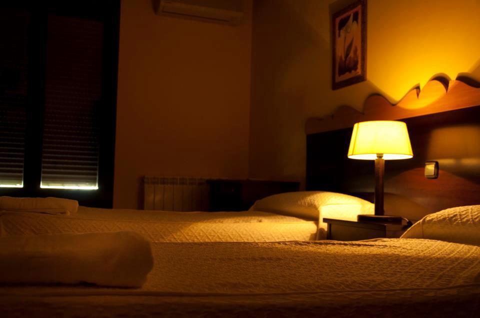 Hotel El Comendador Añón Værelse billede